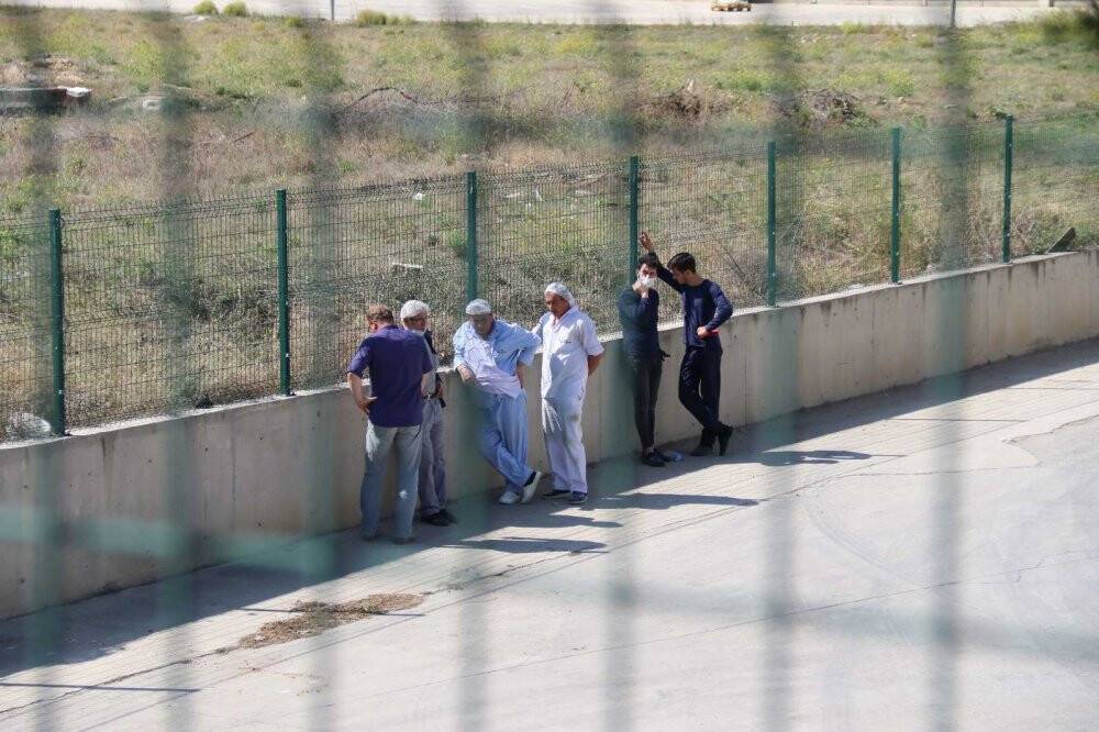 Asit kuyusuna düşen patron ile onu kurtarmaya çalışan işçi hayatını kaybetti
