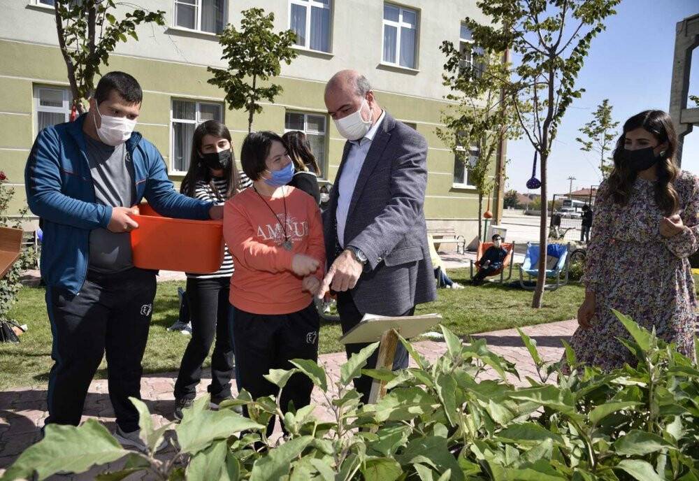 Selçuklu Özel Uygulama Okulu 3. Kademe’de engelsiz tarım festivali