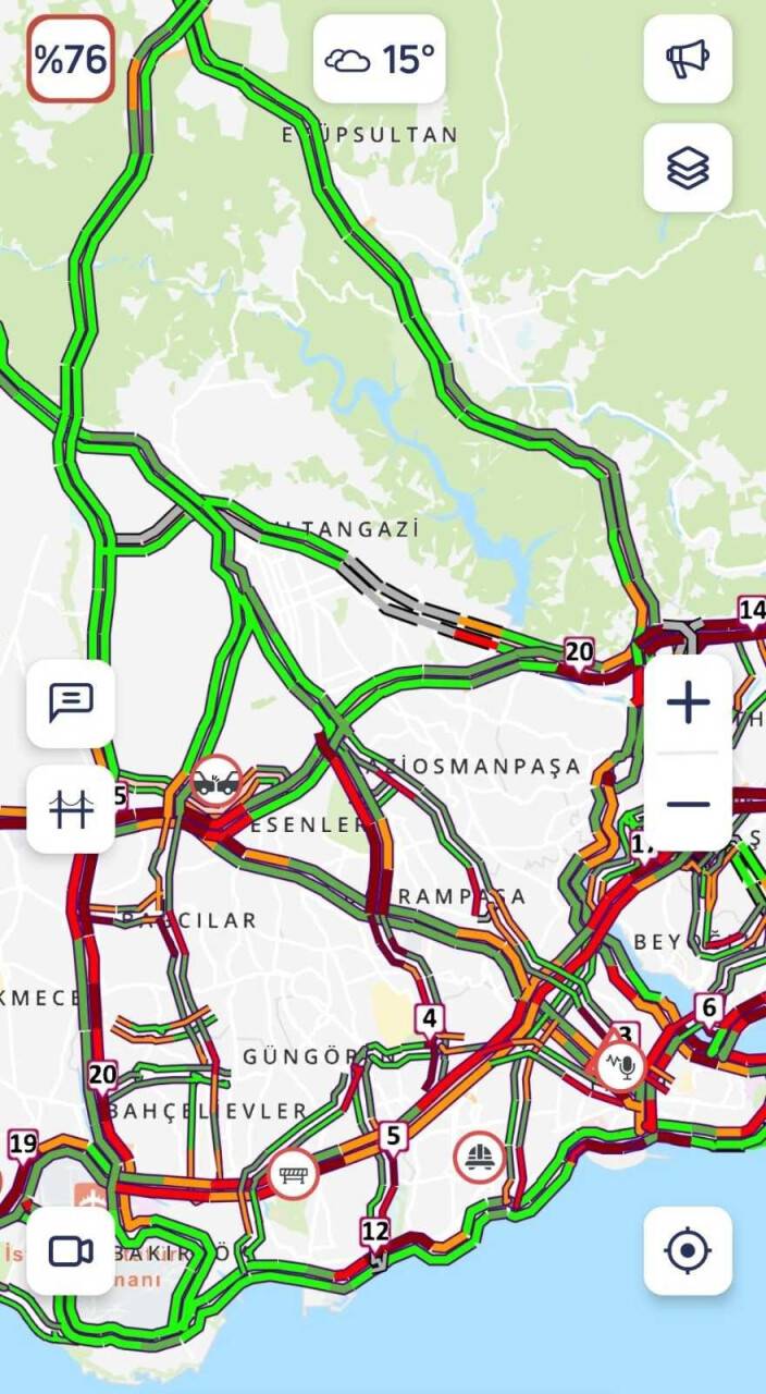 İstanbul’da yağışın etkisiyle trafik yoğunluğu arttı
