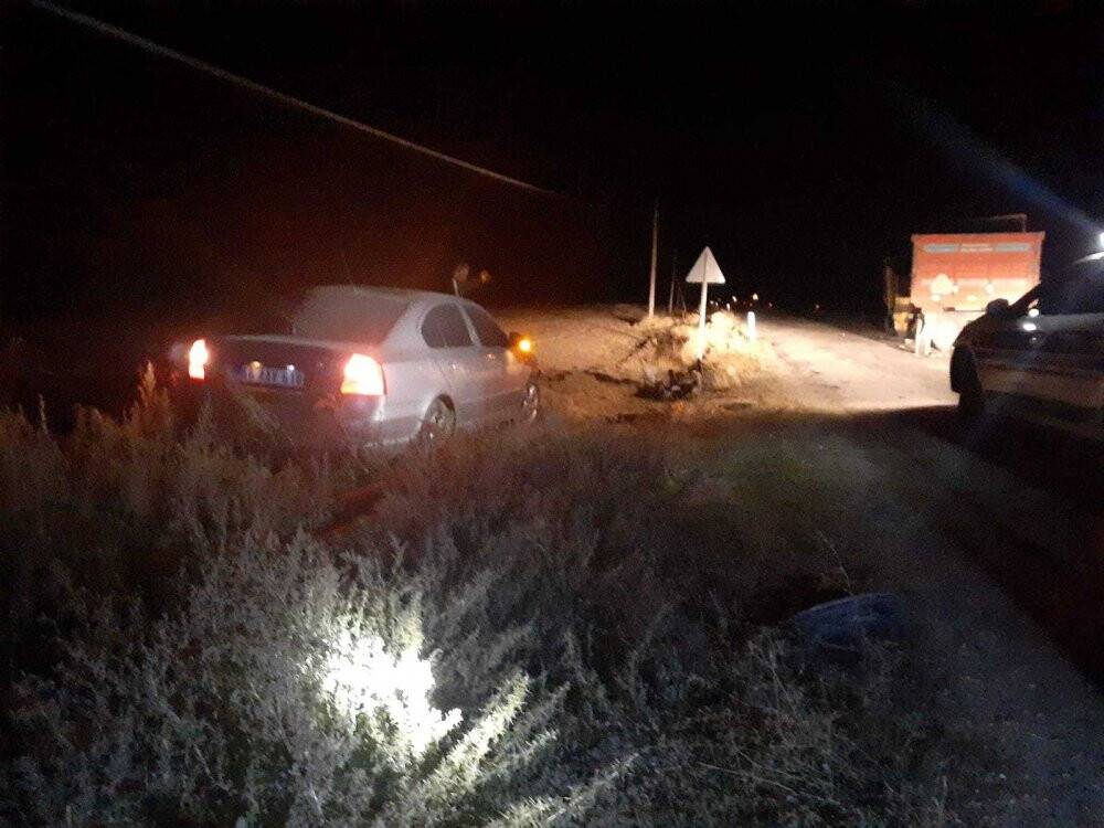 Konya’da kaza! Traktör ile otomobil çarpıştı