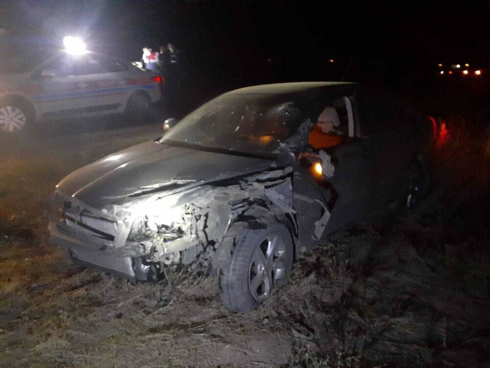 Konya’da kaza! Traktör ile otomobil çarpıştı