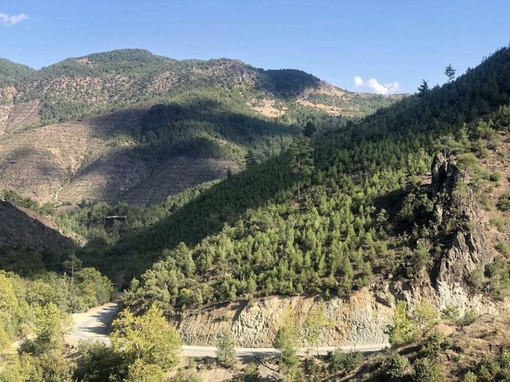 Toroslar’da sonbahar manzaraları görsel şölen oluşturuyor