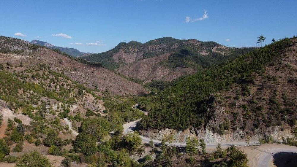 Toroslar’da sonbahar manzaraları görsel şölen oluşturuyor