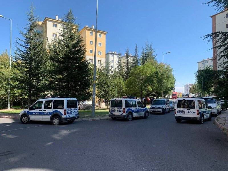 Annesini ziyarete giden şahıs 5. kattan düşerek öldü, anne kalp krizi geçirdi