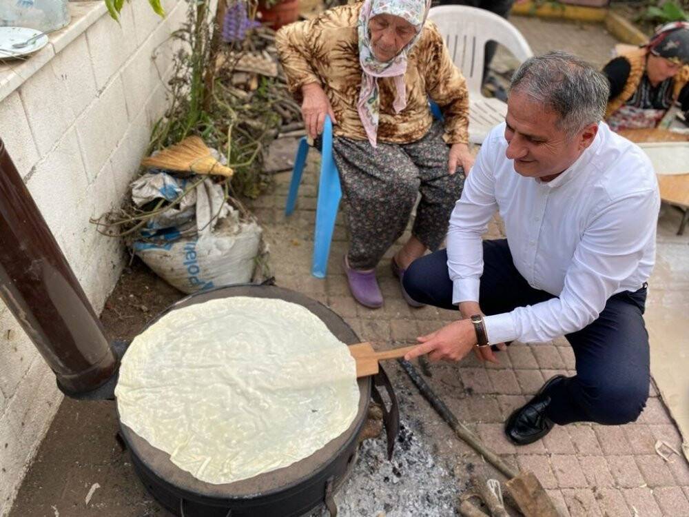 Mahalleli kadınlar kış hazırlığı yapıyor