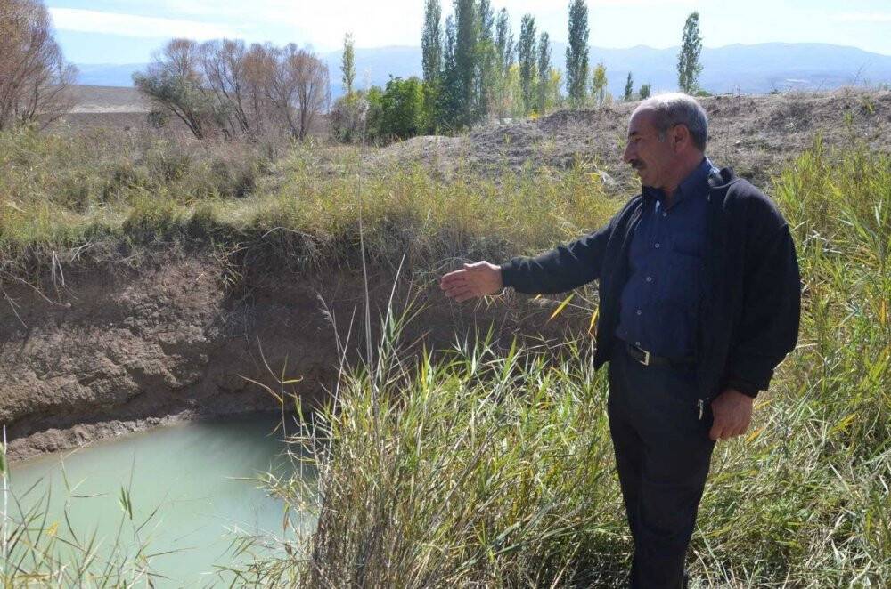 Konya'da kuzusunu kurtarmak isterken boğulan çocuk son yolculuğuna uğurlandı