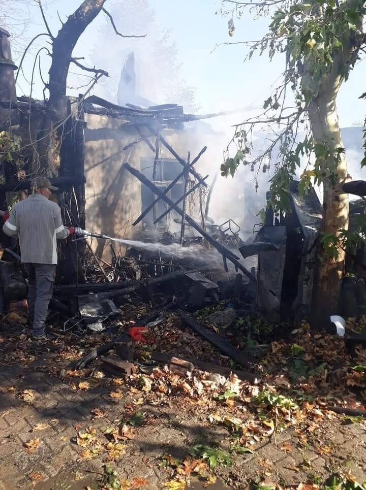 Konya’da müstakil alev alev yandı