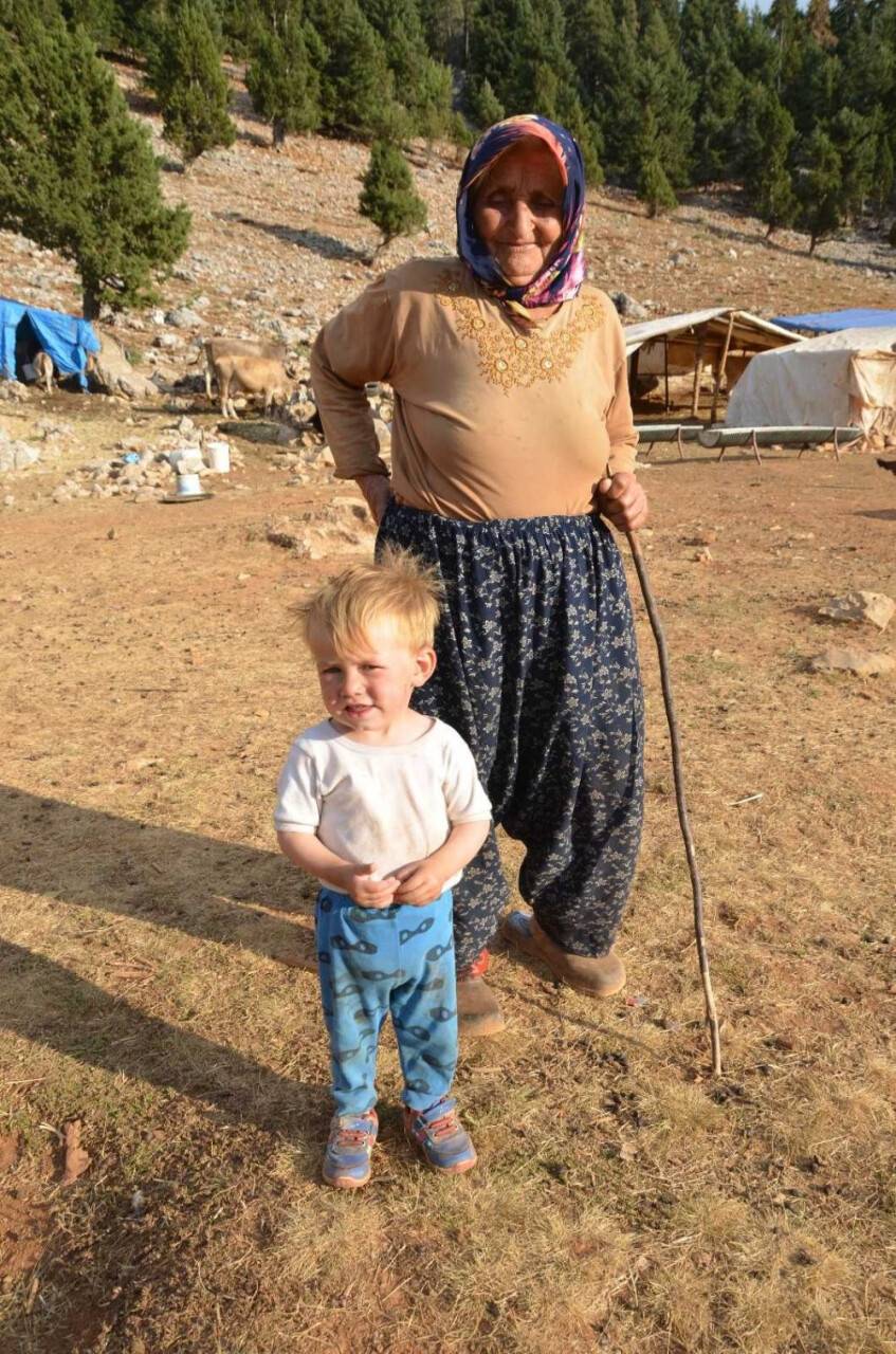 Orman yangınından etkilenen Yörükler otlakiye istiyor