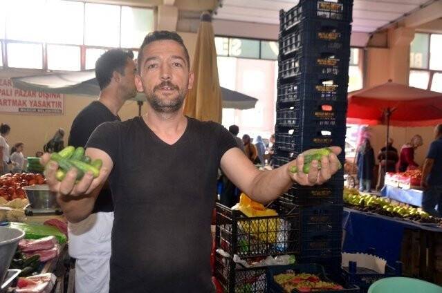 Vatandaşlar turşuluklar için pazara koştu