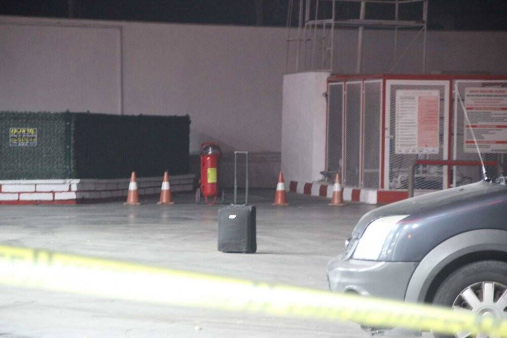 Konya'da akaryakıt istasyonundaki şüpheli valizler korkuttu