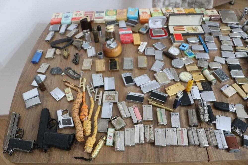 Ağzına sigara dahi sürmedi ama 20 yılda 350 çakmak topladı
