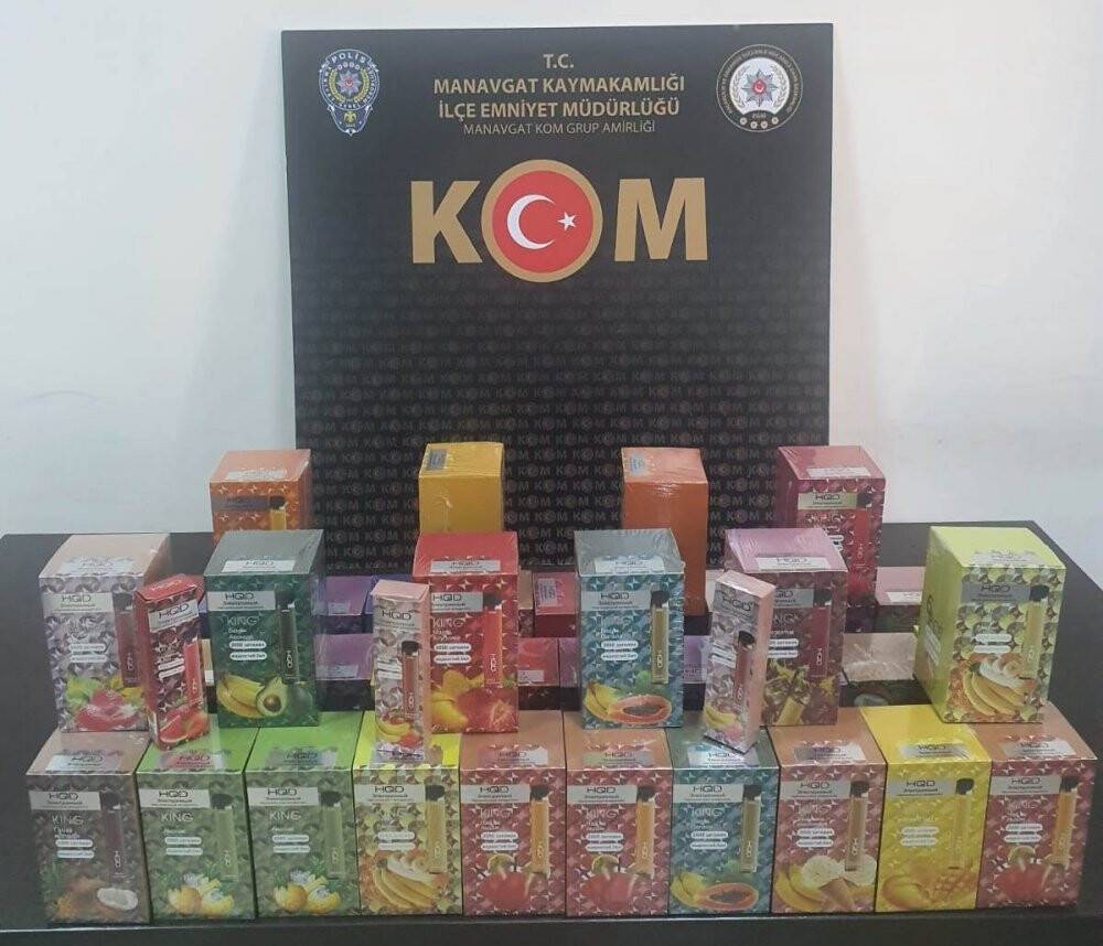 Manavgat’ta 237 adet gümrük kaçağı elektronik sigara ele geçirildi