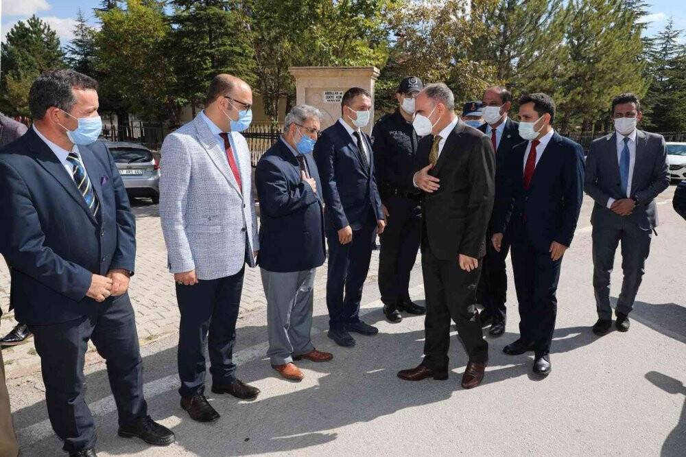 Vali Özkan Akören’de kamu hizmetlerini inceledi