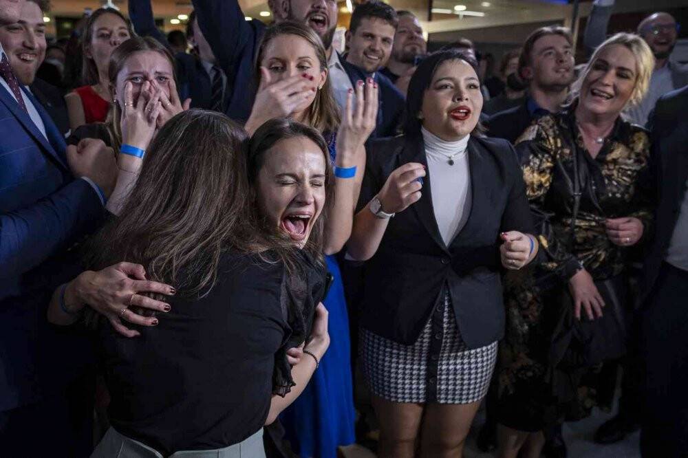 Çekya’da resmi olmayan sonuçlara göre muhalefet mecliste çoğunluğu sağladı