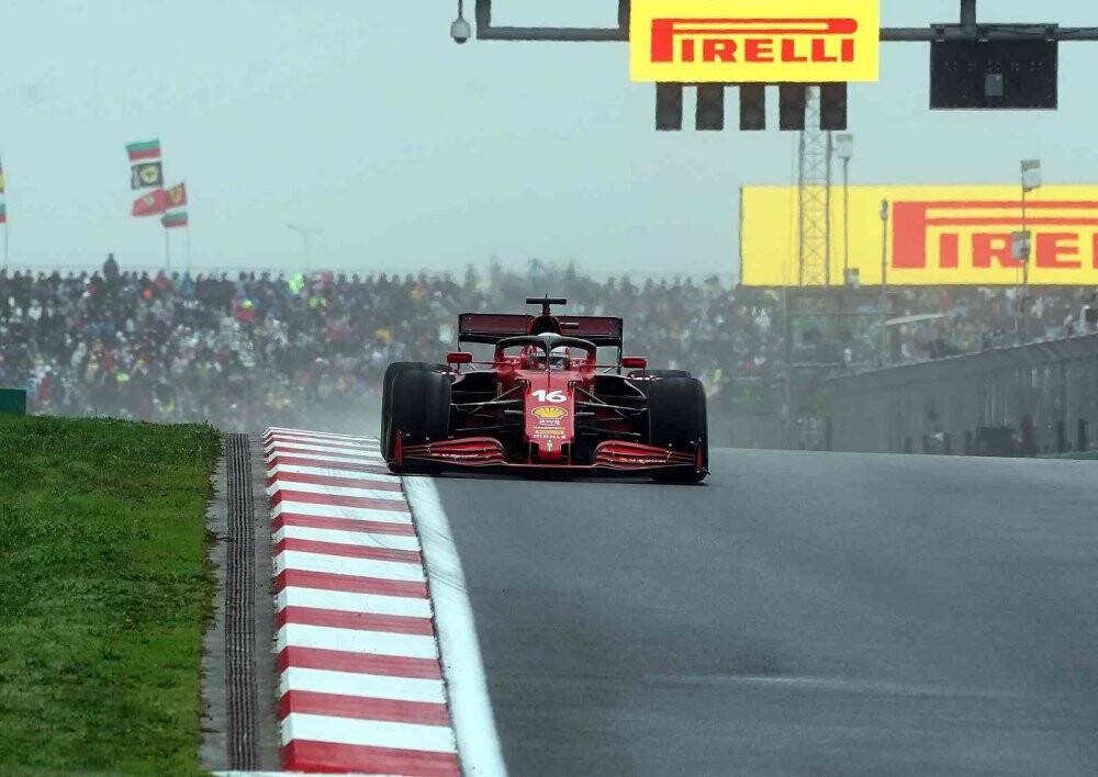 İstanbul’da zafer Mercedes pilotu Valtteri Bottas’ın