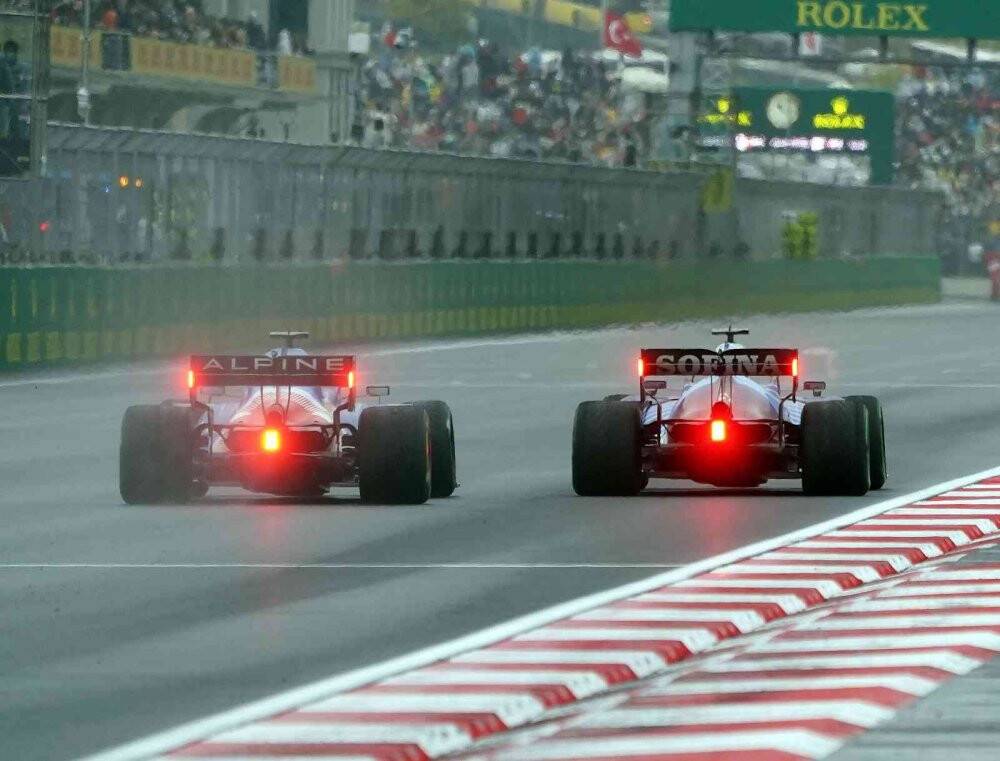 İstanbul’da zafer Mercedes pilotu Valtteri Bottas’ın
