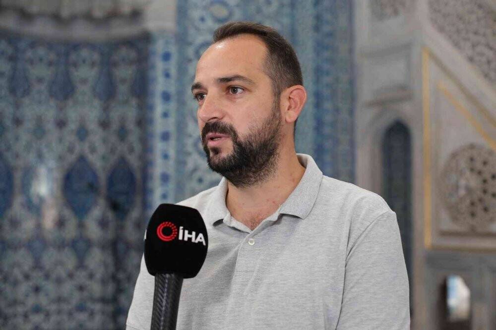 Rüstem Paşa Camii’nde bulunan 400 yıllık Kabe tasvirli çini pano