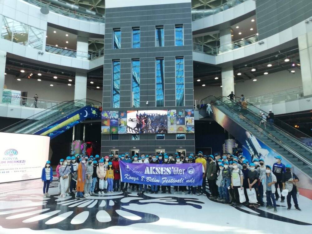 Genç AKSES, öğrencileri 8. Konya Bilim Festivali’ne Götürdü