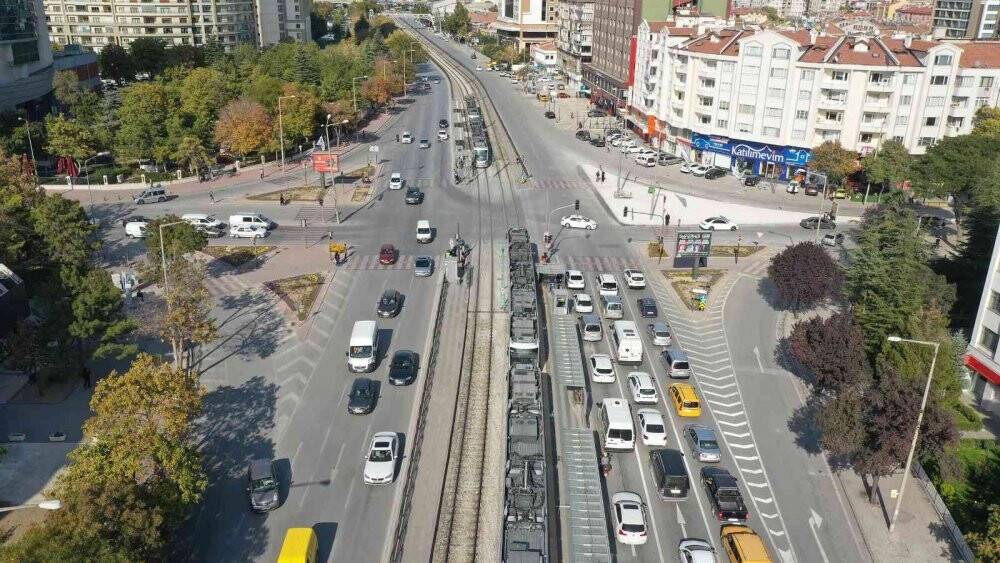 Konya Büyükşehir kavşak düzenlemeleriyle trafiği rahatlatıyor