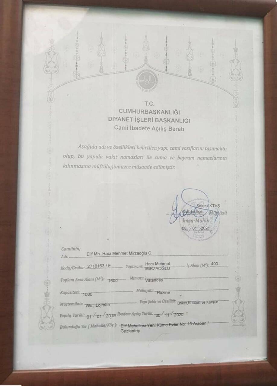 Diyanet İşleri Başkanı Erbaş’tan cami yaptıran hayır sahiplerine teşekkür plaketi