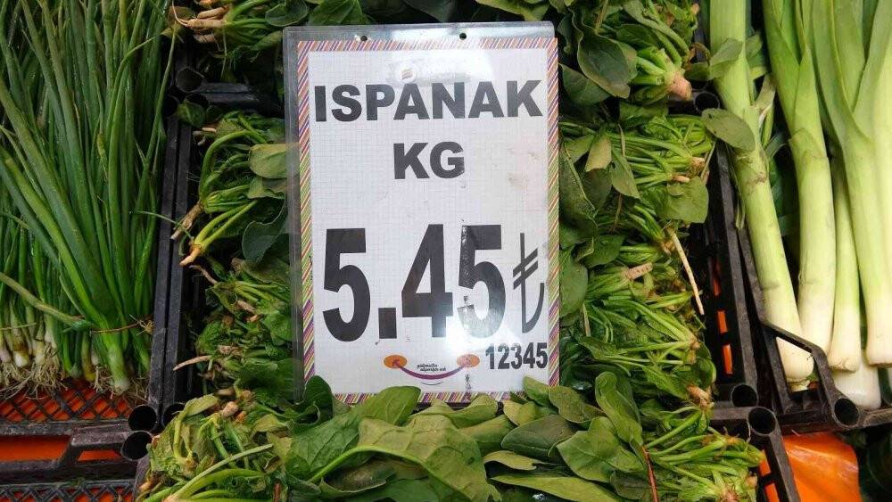 Sonbaharın gözdesi ıspanak tarlada 3.5 liraya yükseldi