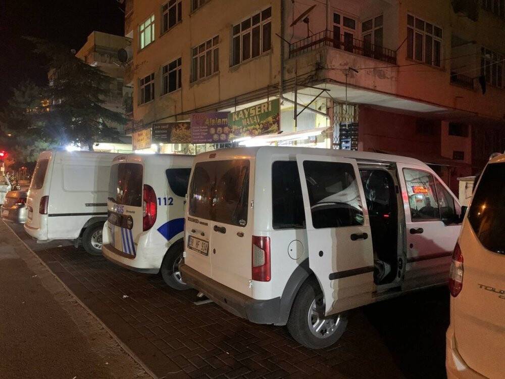 Balkondan düşen 4 yaşındaki çocuk ağır yaralandı