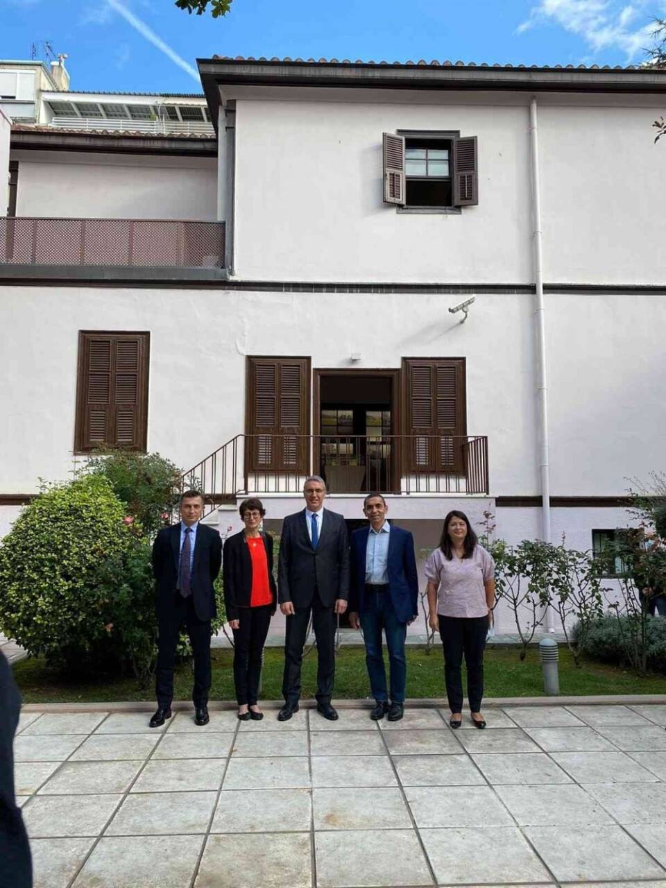 BioNTech’in kurucu ortakları Özlem Türeci ve Uğur Şahin Selanik’te Atatürk Evi’ni ziyaret etti
