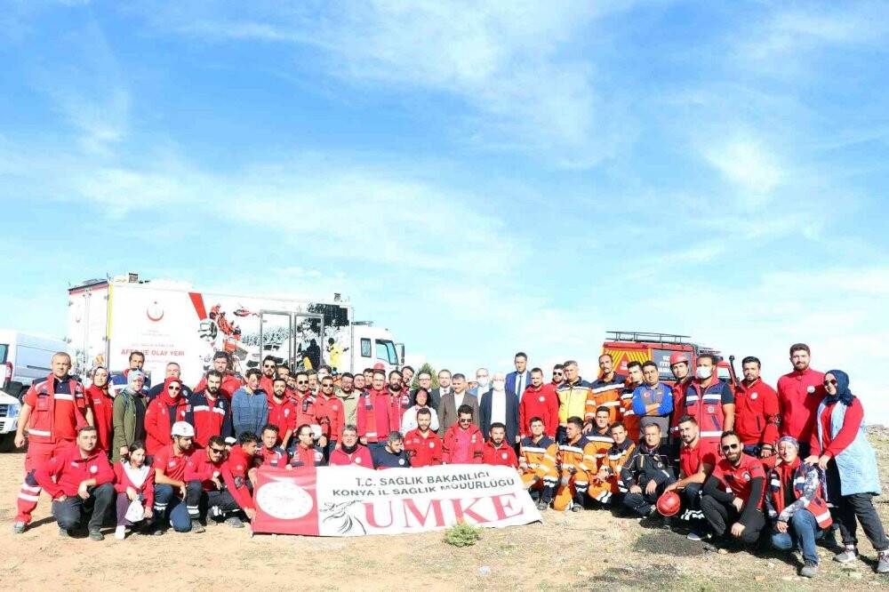 Konya'da uçak kazası tatbikatı gerçeğini aratmadı