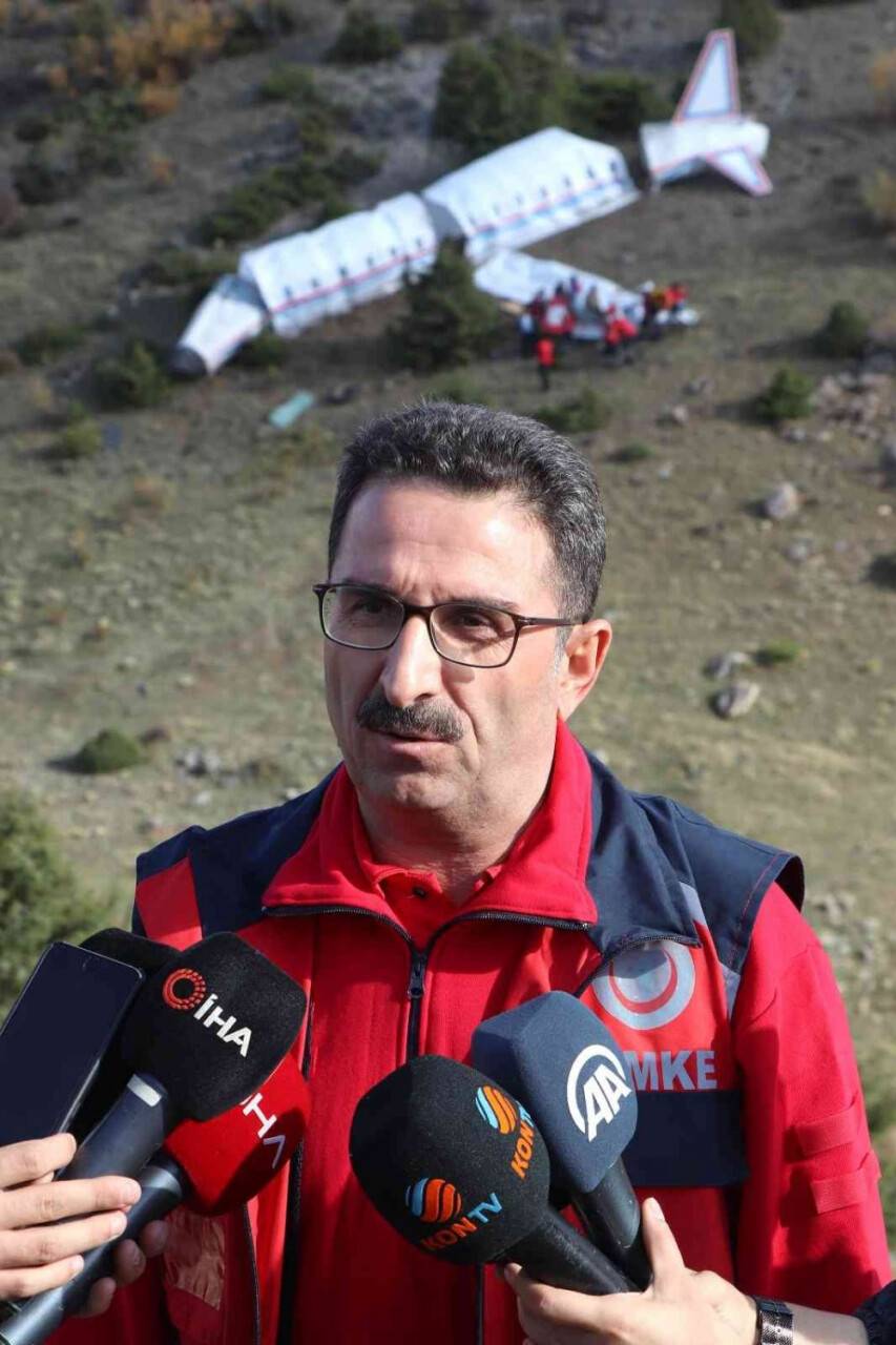 Konya'da uçak kazası tatbikatı gerçeğini aratmadı