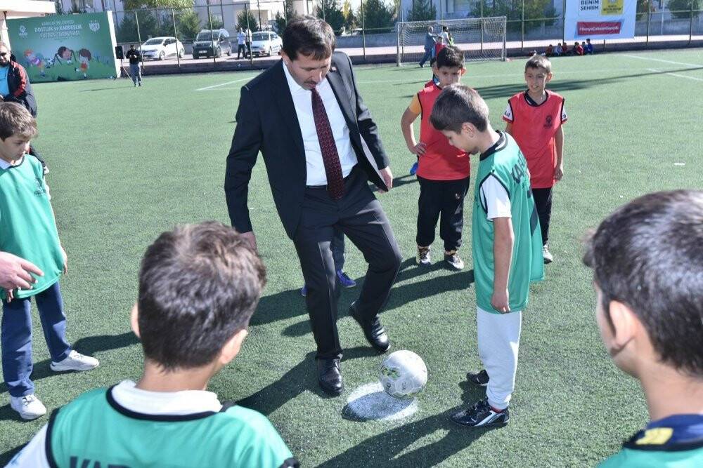 Karatay Belediyesinden “ilkokullar arası dostluk ve kardeşlik futbol turnuvası”