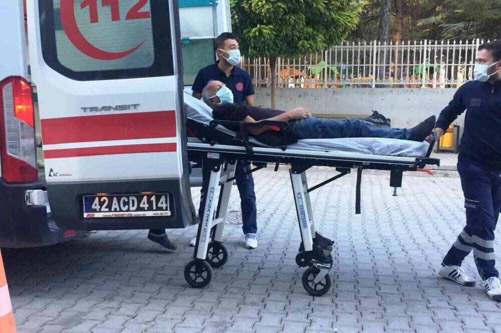 Tamirat için çıktığı çatıdan düşüp hastanelik oldu