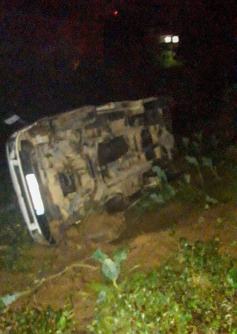 Rize’de kontrolden çıkan kamyonet takla attı: 4 yaralı