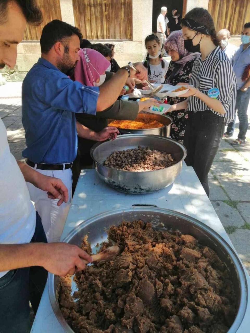 Asırlık gelenek devam ediyor