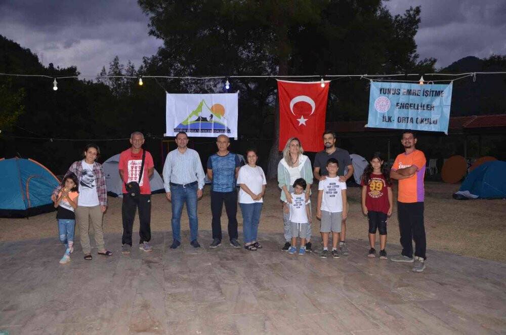 Doğa tutkunları Kozan’da kamp yaptı