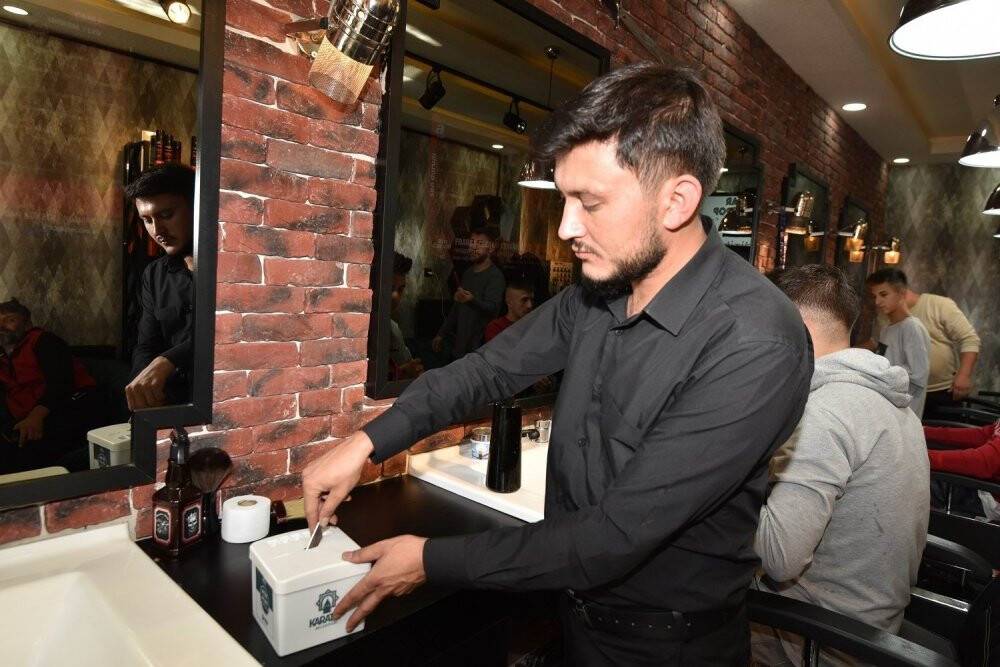 Karatay’da atık jiletler geri dönüşüm için toplanıyor