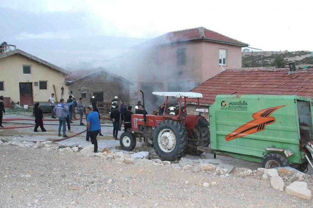 Konya’da besihanedeki samanlıkta korkutan yangın