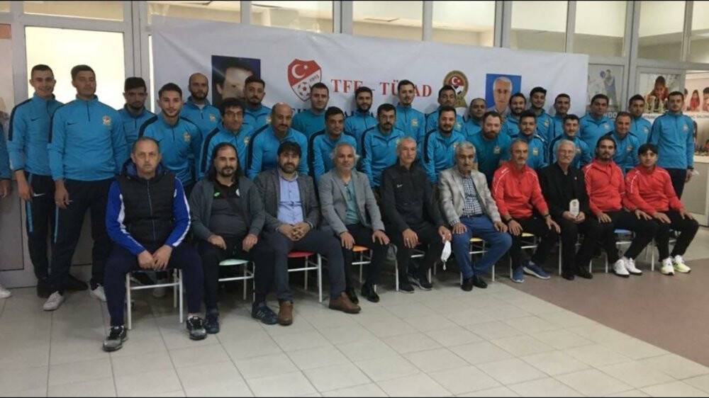 Antrenör adayları, Konya’da ter döküyor