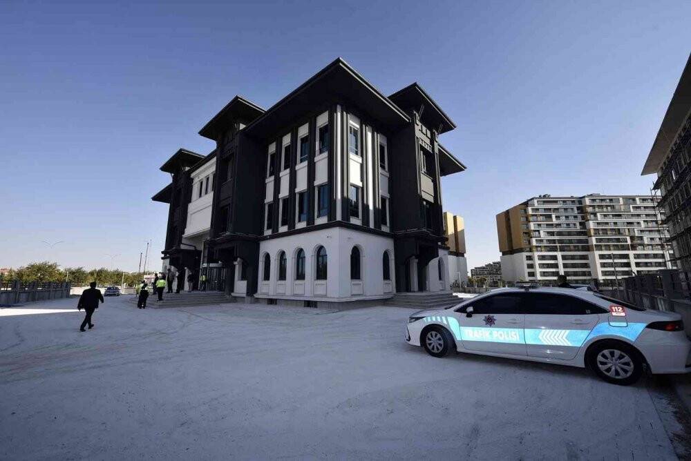 Emniyet Genel Müdürü Aktaş Yazır Polis Karakolunu inceledi