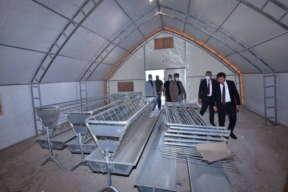 Karataylı öğrenciler hem öğreniyor hem kazanıyor