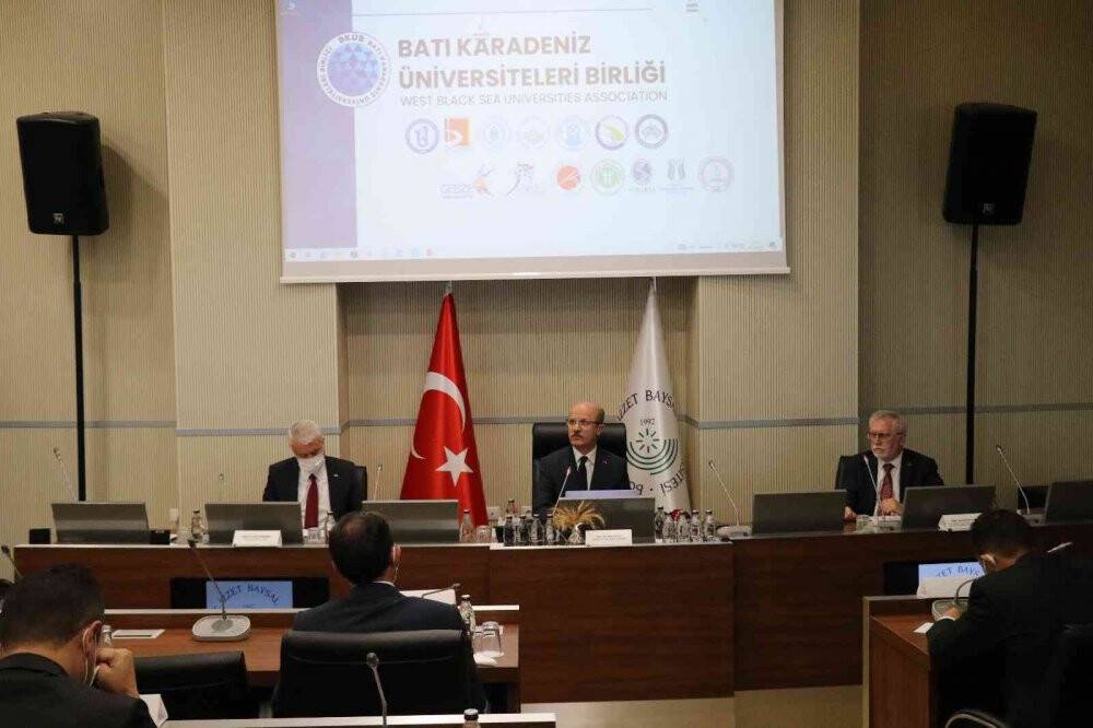 YÖK Başkanı Prof. Dr. Özvar: "Bilimsel üretkenlik büyük bir önem taşıyor"