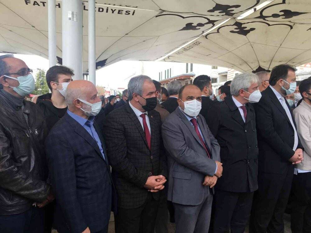 Baykar Yönetim Kurulu Başkanı Özdemir Bayraktar, son yolculuğuna uğurlandı