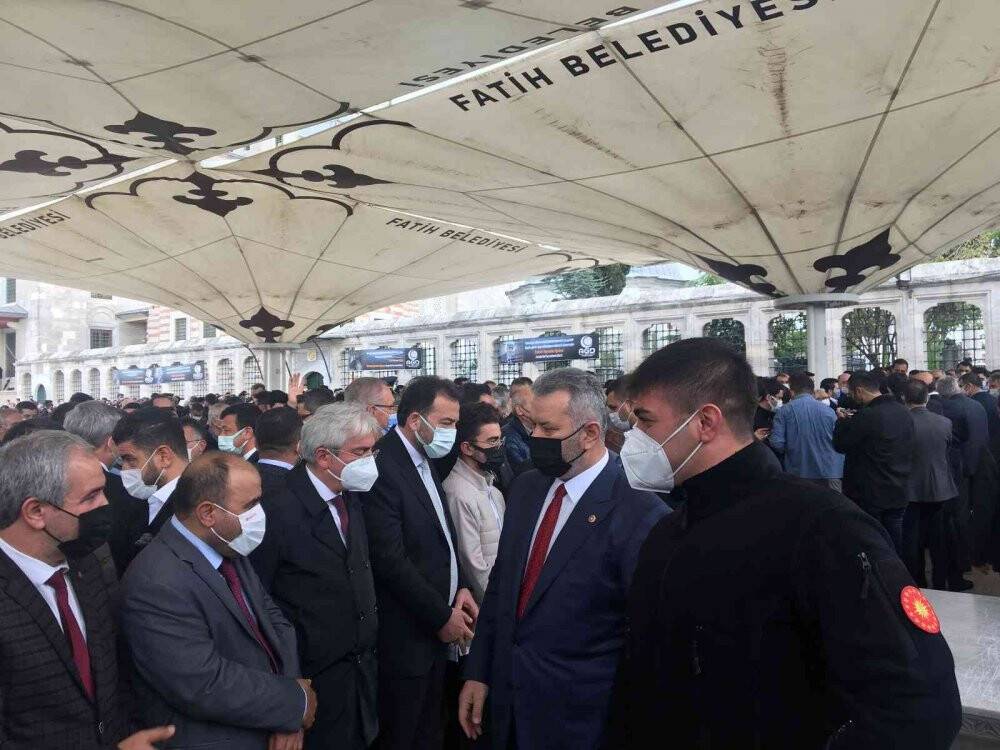 Baykar Yönetim Kurulu Başkanı Özdemir Bayraktar, son yolculuğuna uğurlandı