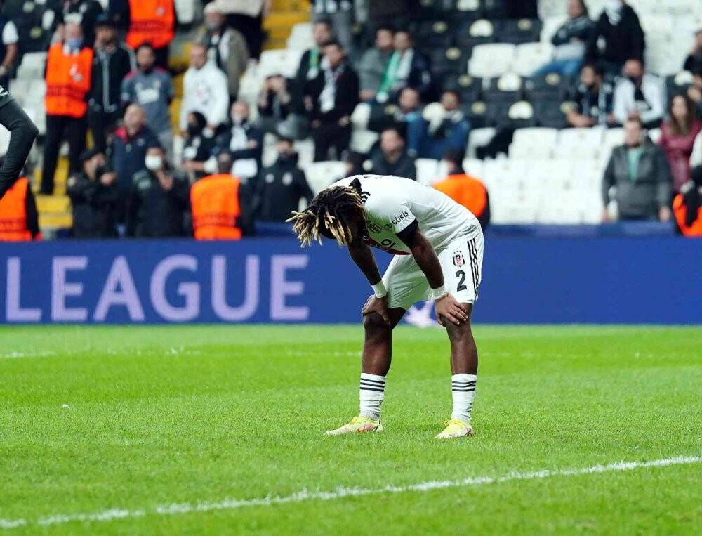 Beşiktaş, Sporting Lizbon'a yenildi