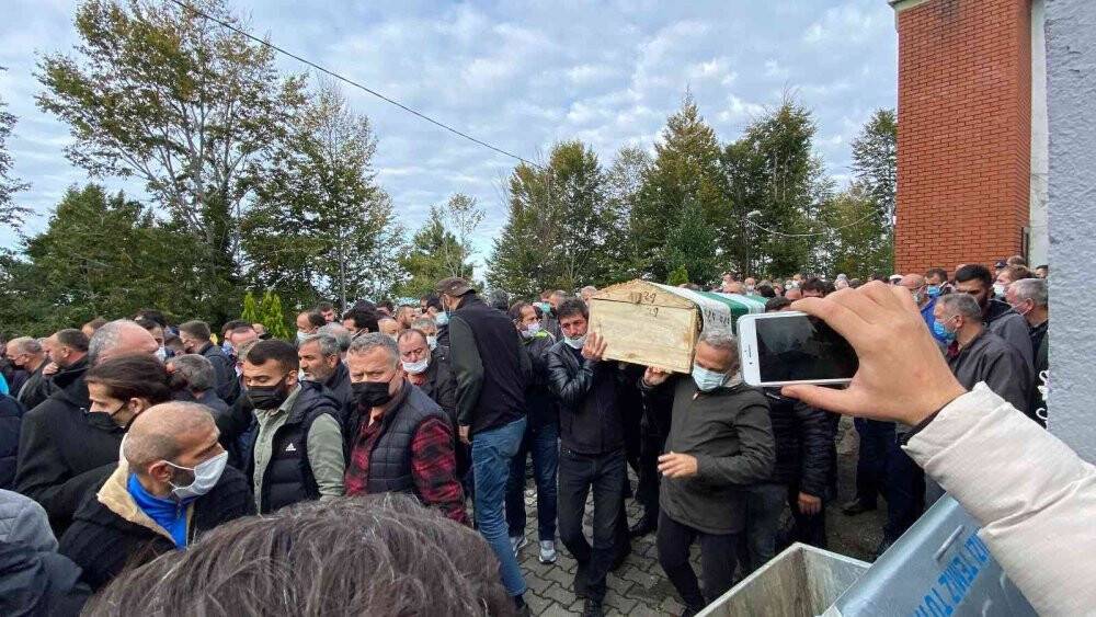 Göçükte ölen işçi son yolculuğuna uğurlandı