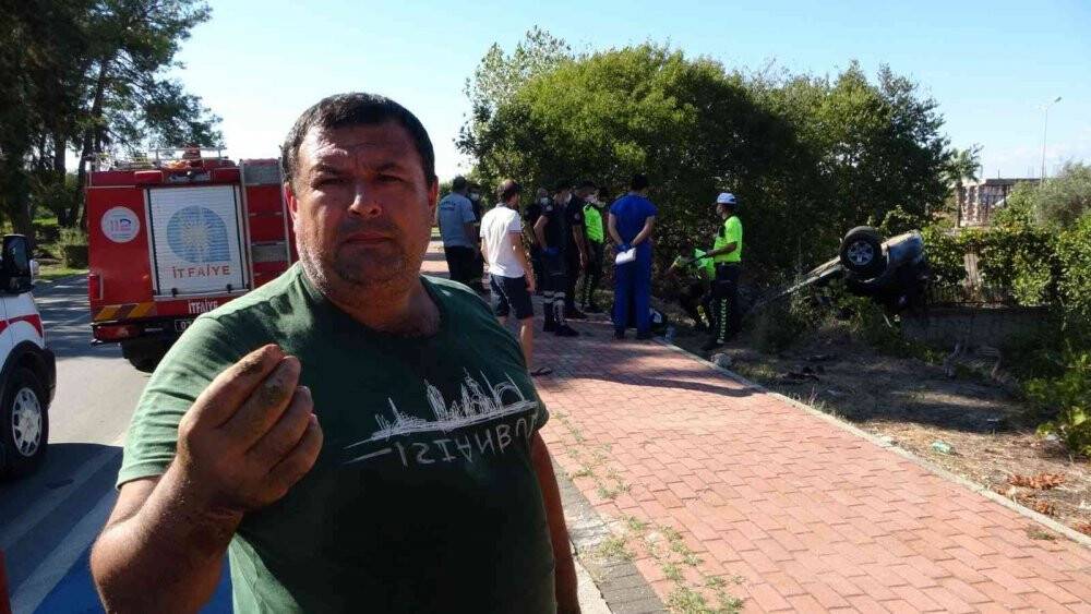 Hurdaya dönen araçtan burnu kanamadan çıktı