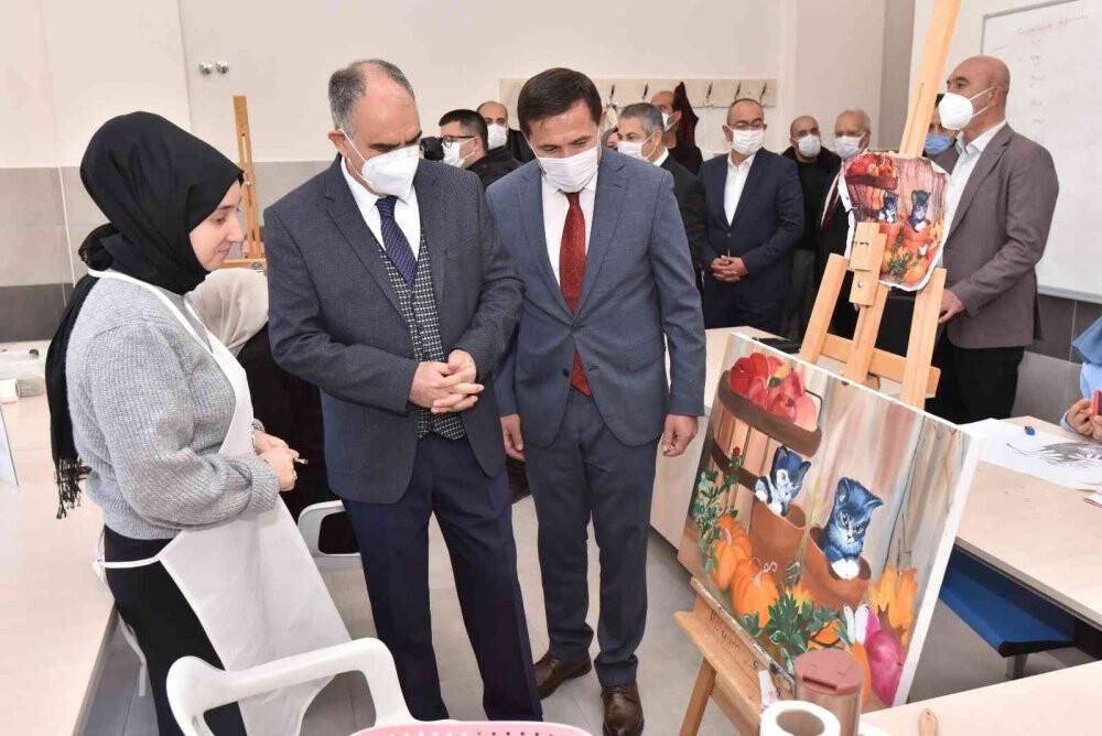 Karatay’a kazandırılan Orhangazi Sosyal Tesisi’nin açılışı yapıldı