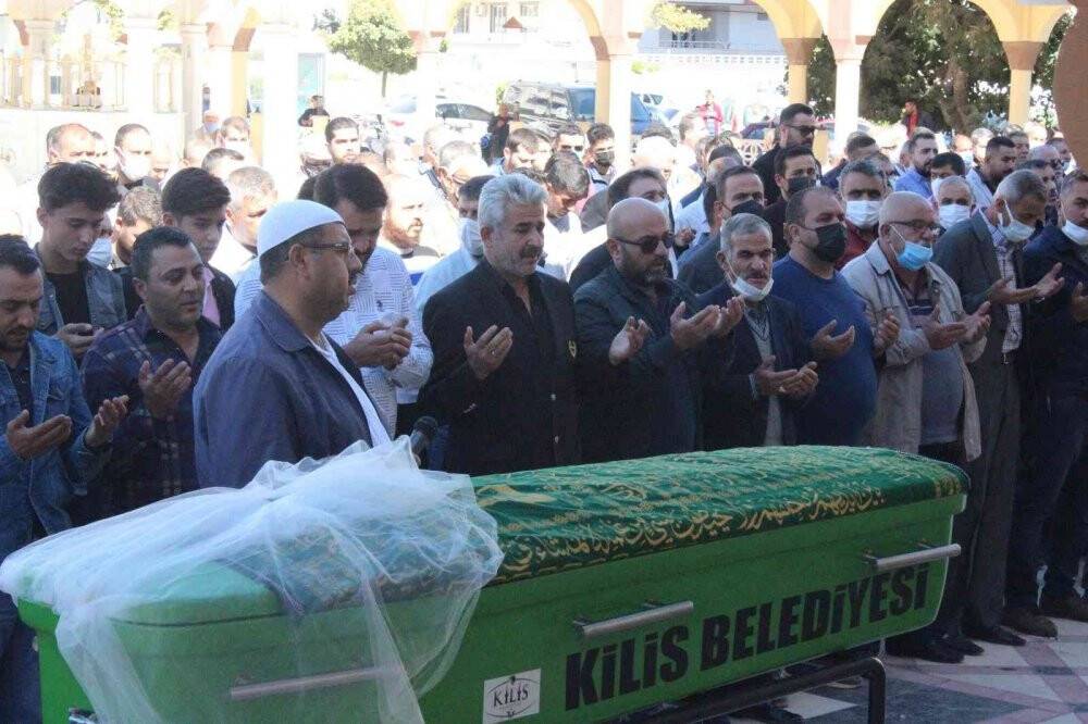Eşi tarafından darp edilerek öldürülen kadının cenazesinde şoke eden tepki
