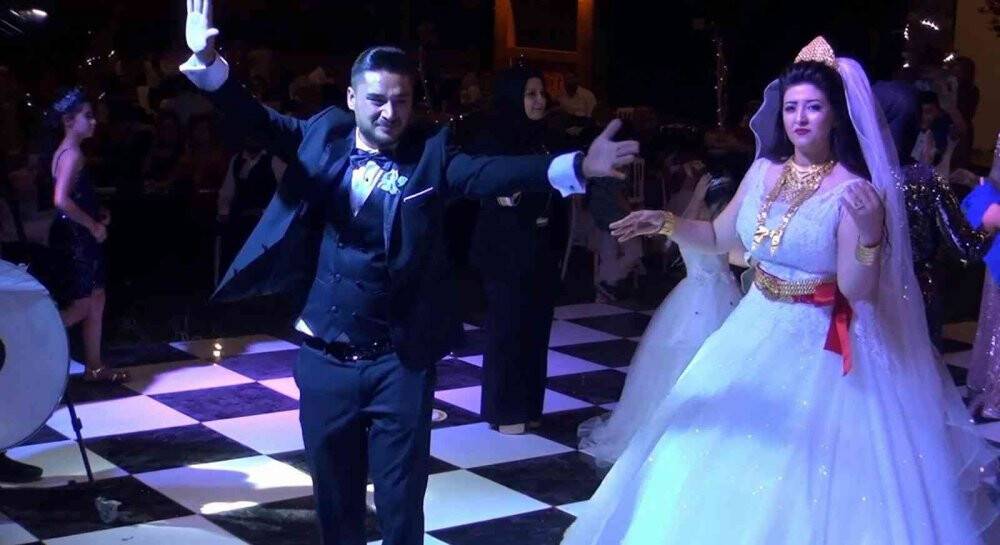 Eşi tarafından darp edilerek öldürülen kadının cenazesinde şoke eden tepki