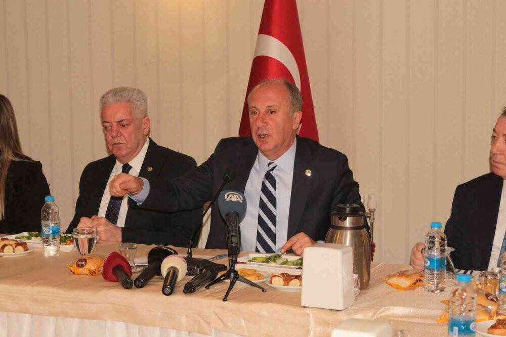 Muharrem İnce Millet İttifakı'yla dalga geçti: Partileri birleştirin iki ayrı yerde fatura ödemeyin”