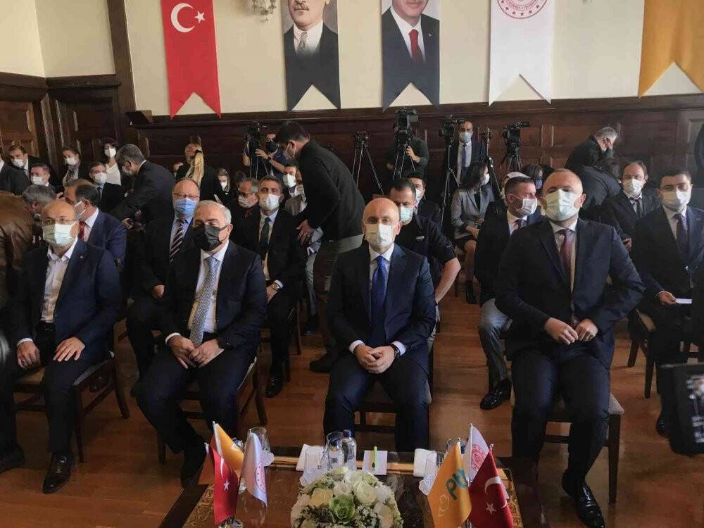 Bakan Karaismailoğlu: PTT her anda milletimizin yanında oldu